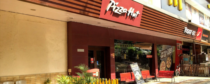 Pizza Hut - Thakur Village 